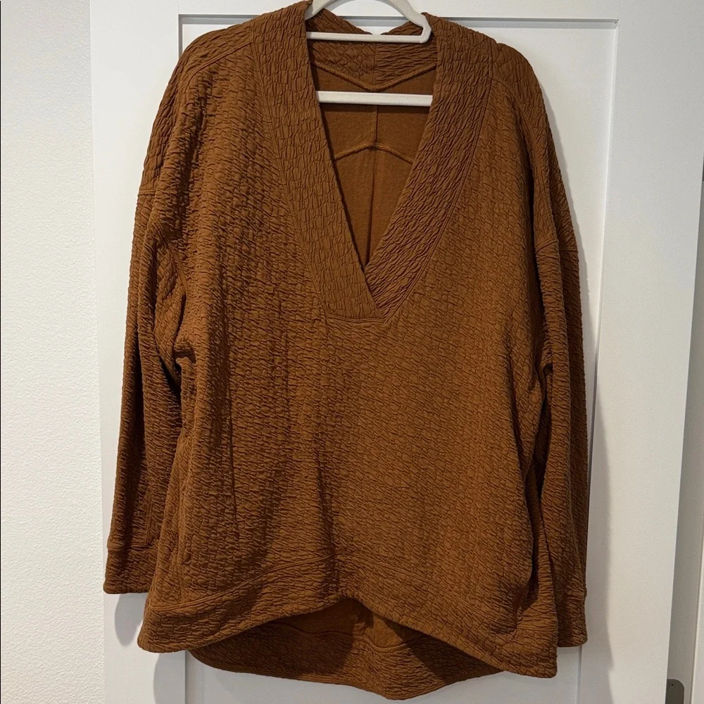 Lululemon Rippled V-Neck Pullover Cooper Brown Sz 12 - Picture 2 of 8